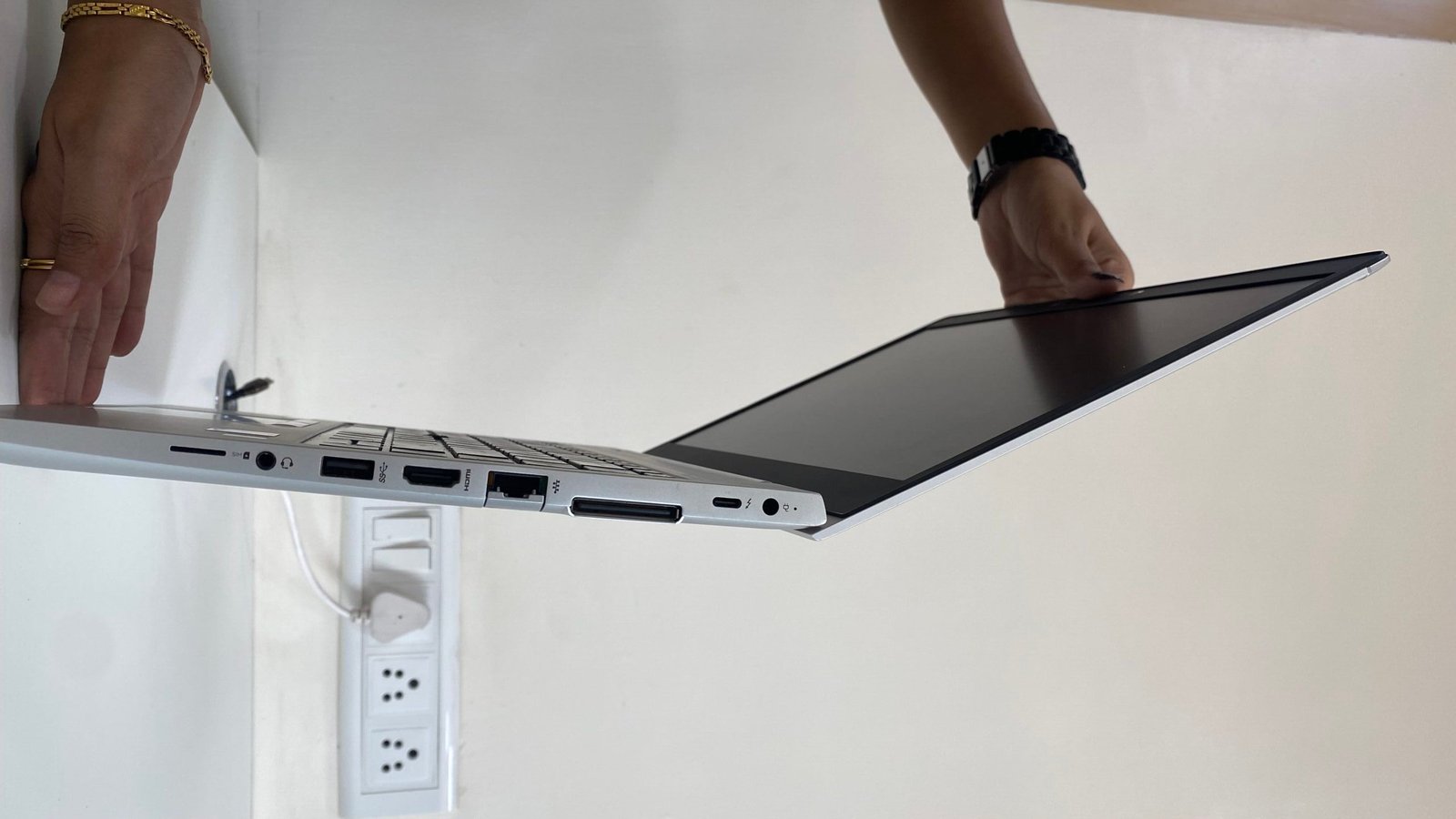 Used laptop in Ahmedabad